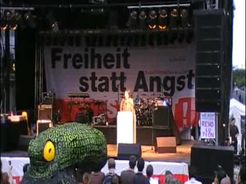 Youtube: Anne Roth @ Freiheit statt Angst 2009 Berlin