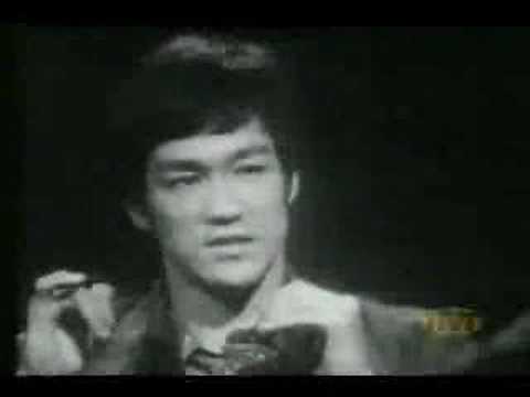 Youtube: Bäm Lee - Bruce Lee