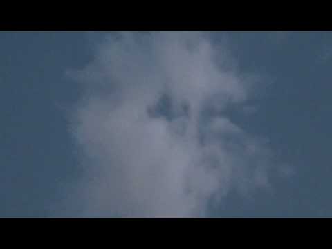 Youtube: Face Of Jesus Forms In The Clouds 7-10-2010 HD