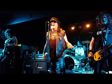 Youtube: Faster Pussycat - Shooting You Down