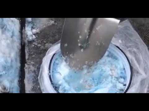 Youtube: Russian city covered with blanket of mysterious BLUE snow