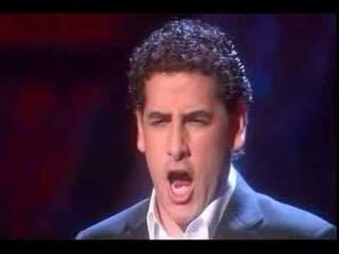 Youtube: Juan Diego Florez sings Granada