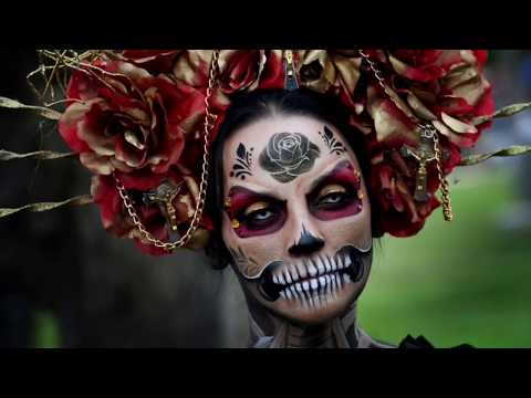 Youtube: Mexico City Day of the Dead Parade