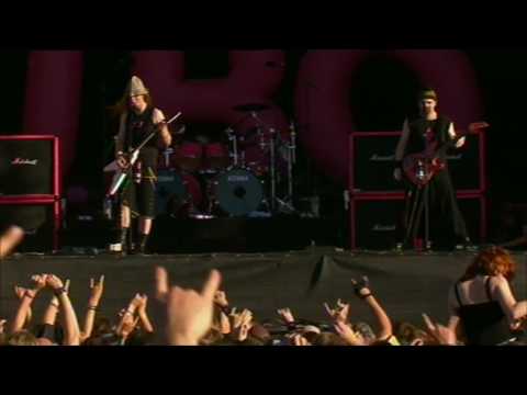 Youtube: J B O Medtlgschdanzl live in Wacken 2007