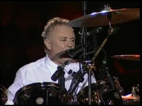 Youtube: Roger Taylor - Drum Solo + I'm in love with my car (Santiago 2008)