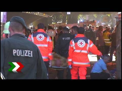 Youtube: Love Parade: 21 Menschen sterben in Duisburg