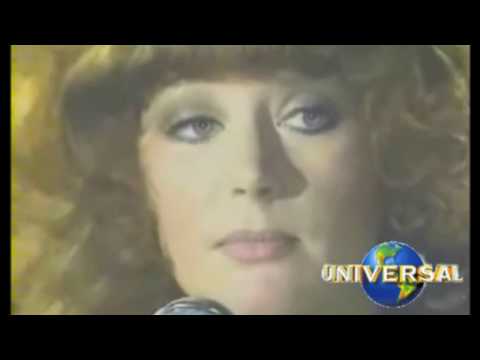 Youtube: Alla Pugacheva - Million Roses