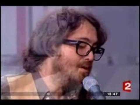 Youtube: sean lennon - parachute