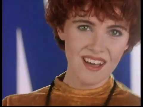 Youtube: D-Mob introducing Cathy Dennis - C'mon and Get My Love (OFFICIAL MUSIC VIDEO)