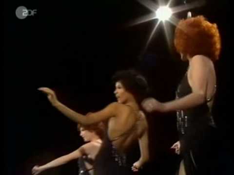 Youtube: Silver Convention - Fly Robin Fly (Live at ZDF - 1976)