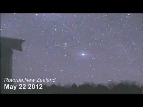 Youtube: Spectacular!!UFO Activity(May 22 2012)New Zealand