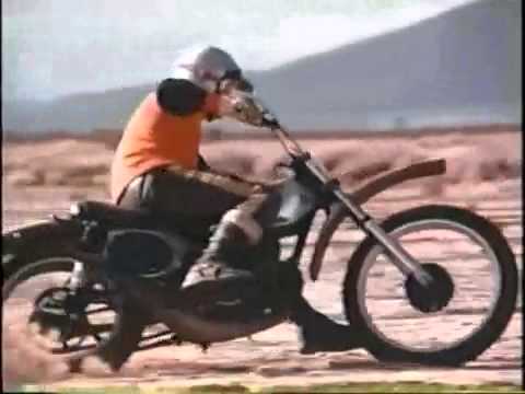 Youtube: Steve Mc Queen riding a Honda CR250M Elsinore