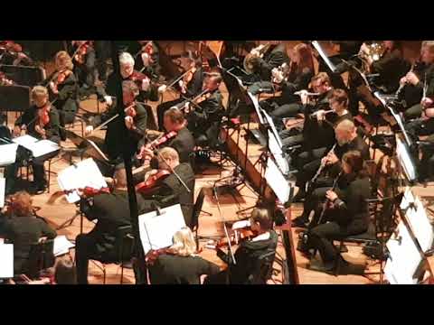 Youtube: VNV Nation & Filmorchester Babelsberg  - Nova (Live@Gewandhaus Leipzig)