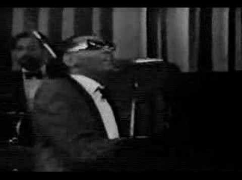 Youtube: Ray Charles - Hallelujah I Love Her So (1955)