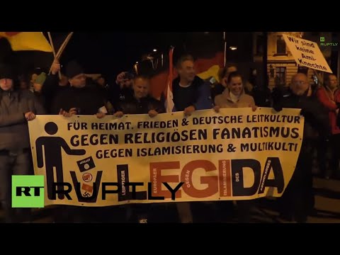 Youtube: LIVE camera overlooking PEGIDA's demo in Leipzig