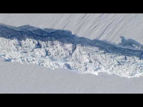 Youtube: NASA | Operation IceBridge Discovers Massive Crack in Ice Shelf