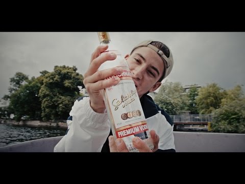 Youtube: Yung Hurn - Stoli (Official Video) prod. by Doujinshi