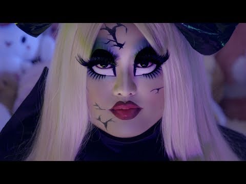 Youtube: Danny L Harle - Me4U starring Kim Chi