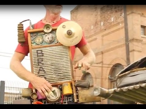 Youtube: Washboard & Mobile Percussion Performance by Brad and Clyde Casey @ New Orleans