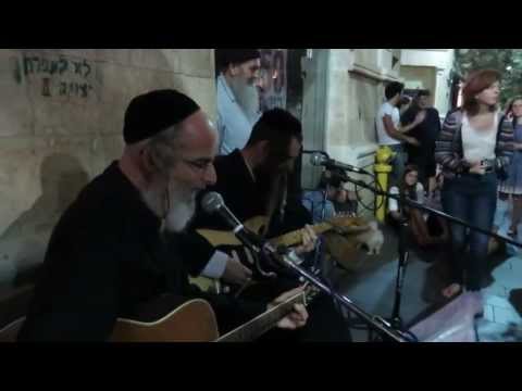 Youtube: "Shine On You Crazy Diamond" in Jerusalem (uncut)