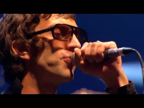 Youtube: The Verve - Love is Noise (Live Glastonbury 2008)