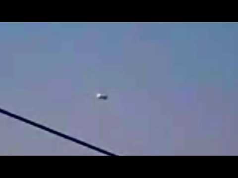 Youtube: Ufo and Rods daylight sighting 28.04.2010 Canada,Quebec