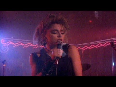 Youtube: Madonna - Crazy For You (Official Video)