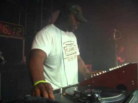 Youtube: Mampi Swift With MC Bassman ,Spyda & Navigator @ Royal Rumble Mannheim 2000