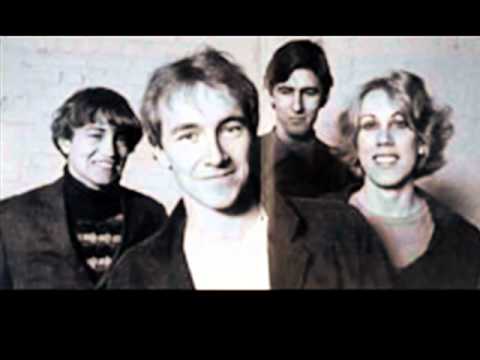 Youtube: The Go-Betweens Quiet Heart (acoustic radio session)