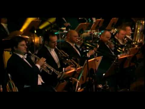 Youtube: Blumentopf - Manfred Mustermann (live mit dem hr-Sinfonieorchester)