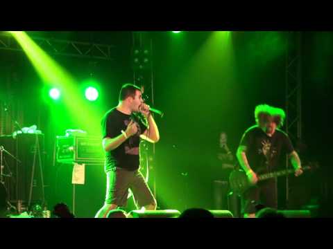 Youtube: Napalm Death - Nazi Punks Fuck Off ( Elsrock Festival )