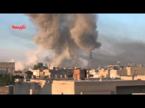 Youtube: تلبيسة هاااام  17 7 2012 تصوير لأول مرة لحظة سقوط قذيفة من الطائرة