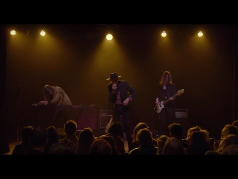 Youtube: The Veils "Axolotl" in Twin Peaks 2017