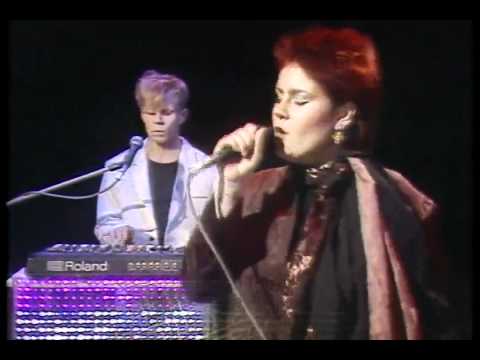 Youtube: Yazoo (  Yaz )   --   Don' t   Go  [[  Official   Video  ]]   HD