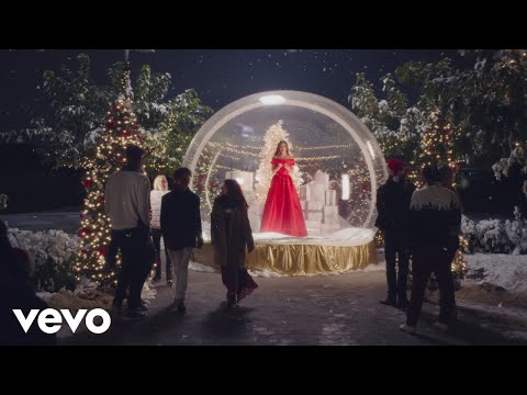 Youtube: Lea Michele - Christmas in New York (Official Video)