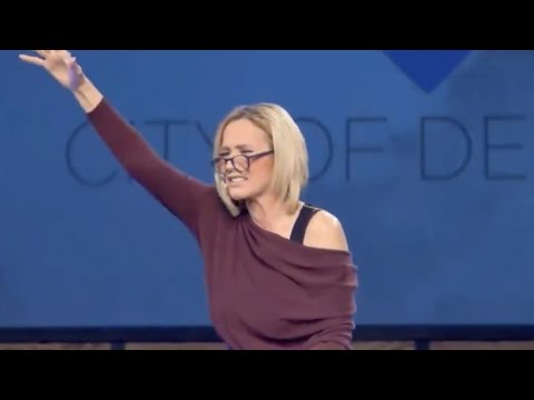 Youtube: US-Wahl: Wirr und skurril – TV-Predigerin betet ekstatisch für Trumps Wahlsieg