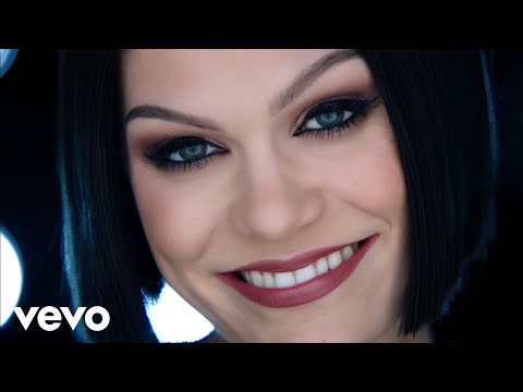 Youtube: Jessie J - Flashlight (from Pitch Perfect 2) (Official Video)