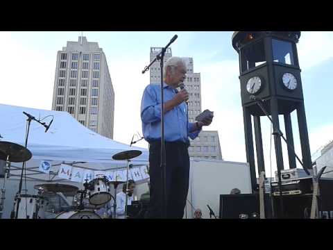 Youtube: Dr. Ansgar Klein, Friedensaktivist, auf der Mahnwache in Berlin, 30.06.14