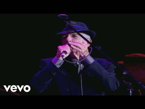 Youtube: Leonard Cohen - Dance Me To The End Of Love (Live in London)