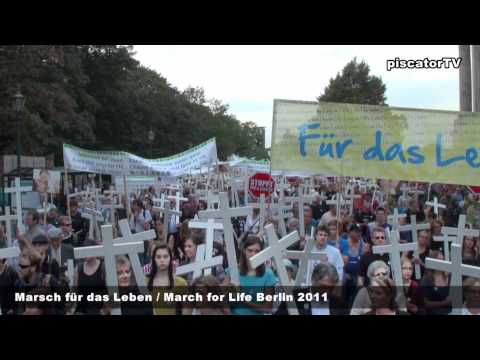 Youtube: Marsch für das Leben / March for Life Berlin 2011: Tausend Kreuze für das Leben