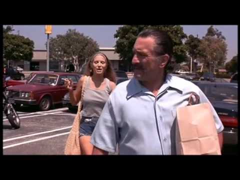 Youtube: Jackie Brown (1997) - Melanie's Death