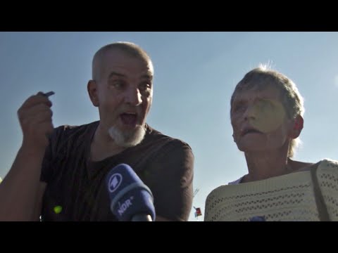 Youtube: Pöbler vs. Merkel: "Volksverräterin, hau ab!"  | Panorama | NDR
