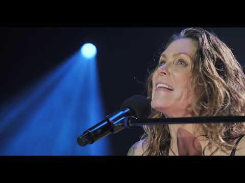 Youtube: Beth Hart - Leave The Light On (Live At The Royal Albert Hall)
