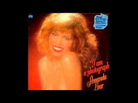 Youtube: Amanda Lear   I am a photograph