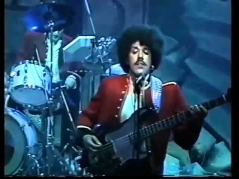 Youtube: Gary Moore (ft. Phil Lynott) -  Military Man Live 1985