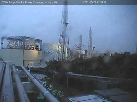 Youtube: 2011.09.21 17:00-18:00 / ふくいちライブカメラ (Live Fukushima Nuclear Plant Cam)