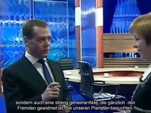 Youtube: Dmitri Medwedew über Aliens und die Doku(!) Leute in Schwarz (люди в черном)