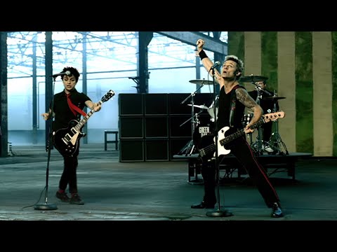 Youtube: Green Day - American Idiot [Official Music Video]