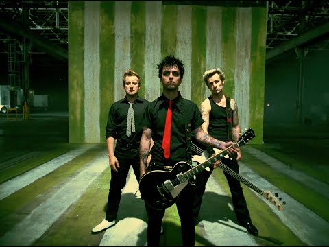 Youtube: Green Day - American Idiot [Official Music Video]