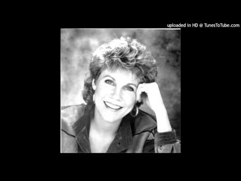 Youtube: He Thinks I Still Care - Anne Murray